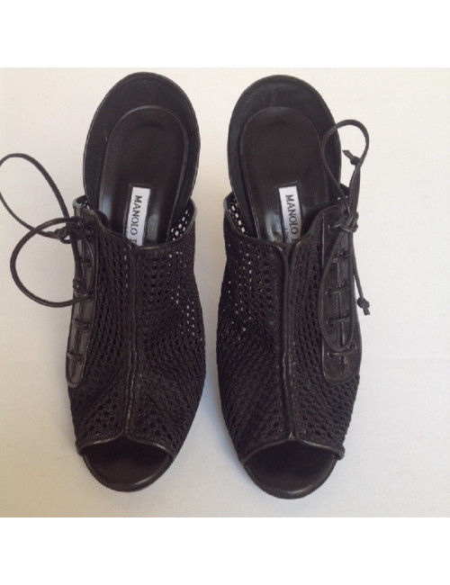 Sandales hautes noires MANOLO BLAHNIK T37,5