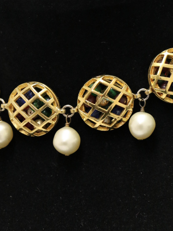 Collier à cages avec perles et boules Chanel