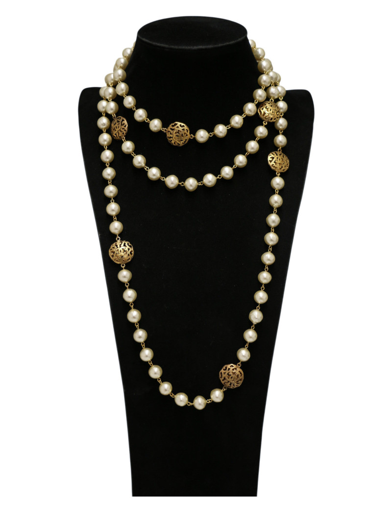 Sautoir Chanel couture perles pâte de verre