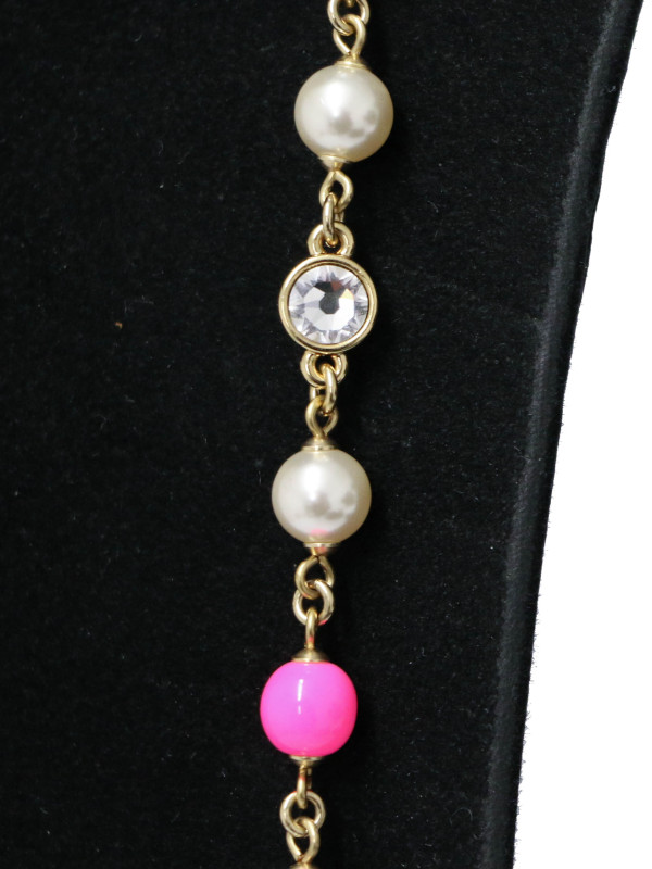 Sautoir Chanel rose et nacre