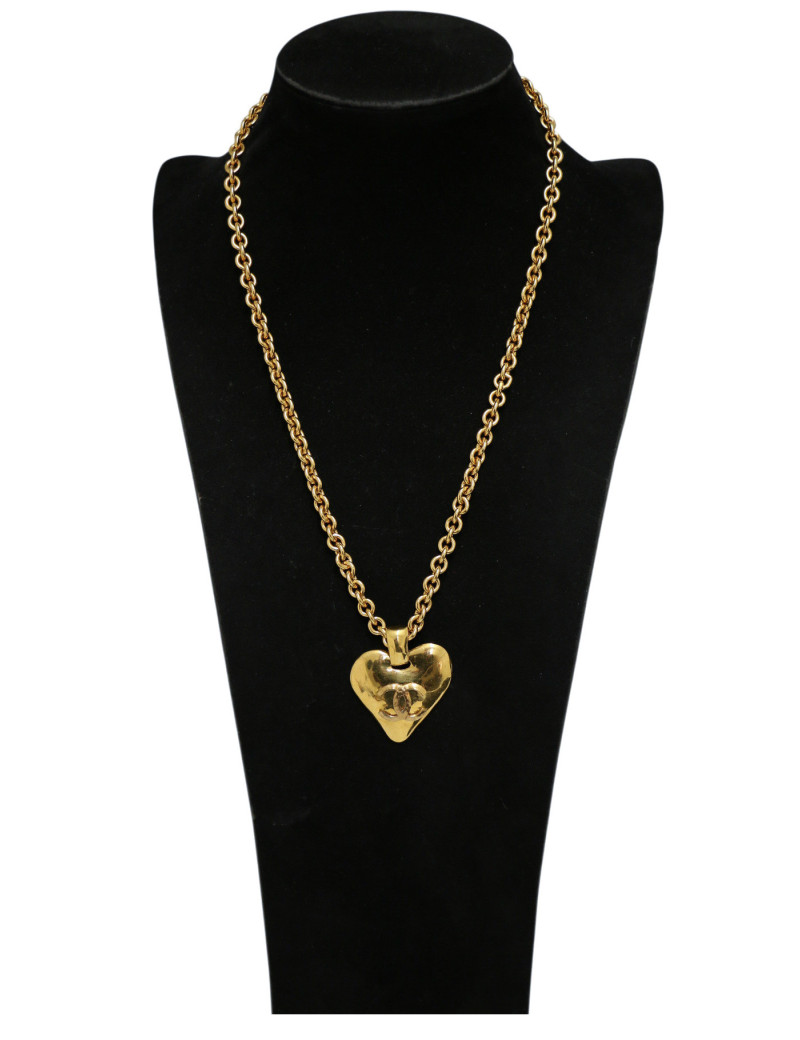 Pendentif Coeur Chanel chaine dorée 24K
