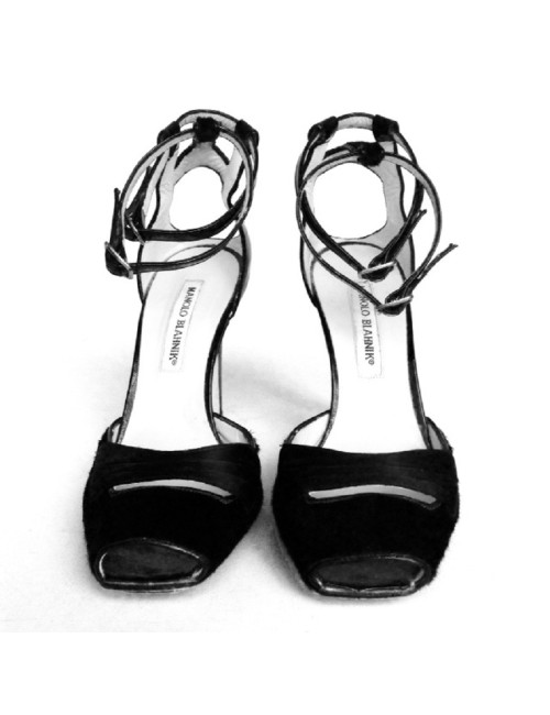 Escarpins noir poulain, satin et cuir verni MANOLO BLAHNIK T38,5