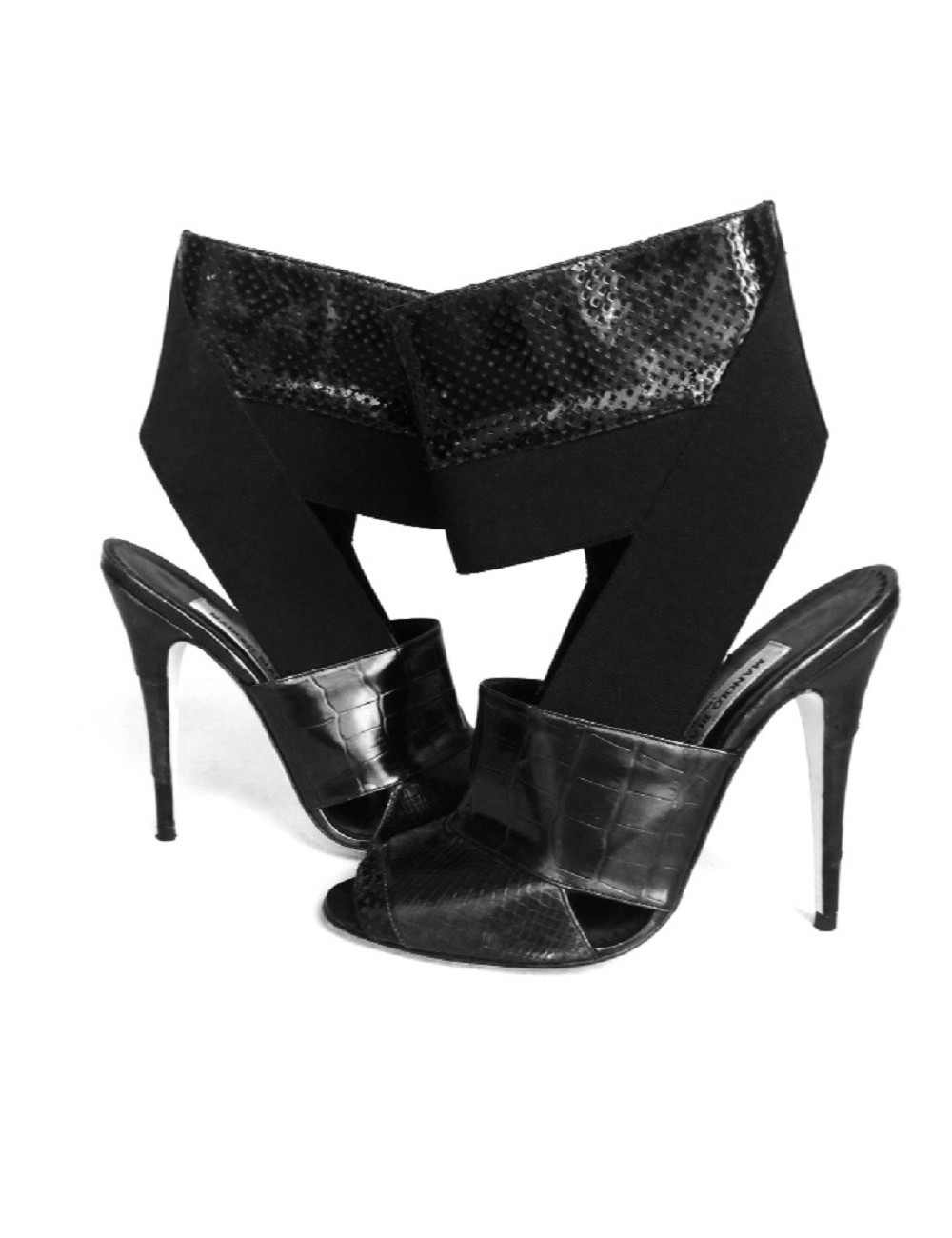 Sandales hautes en cuir noir imitation croco python MANOLO BLAHNIK T38