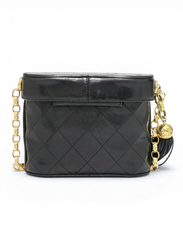 Sac rigide Chanel pompon et chaine bijou