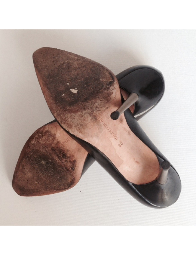 Escarpins  MANOLO BLAHNIK T38  cuir noi