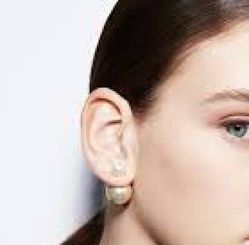 Boucles d'oreille Tribales Dior 2