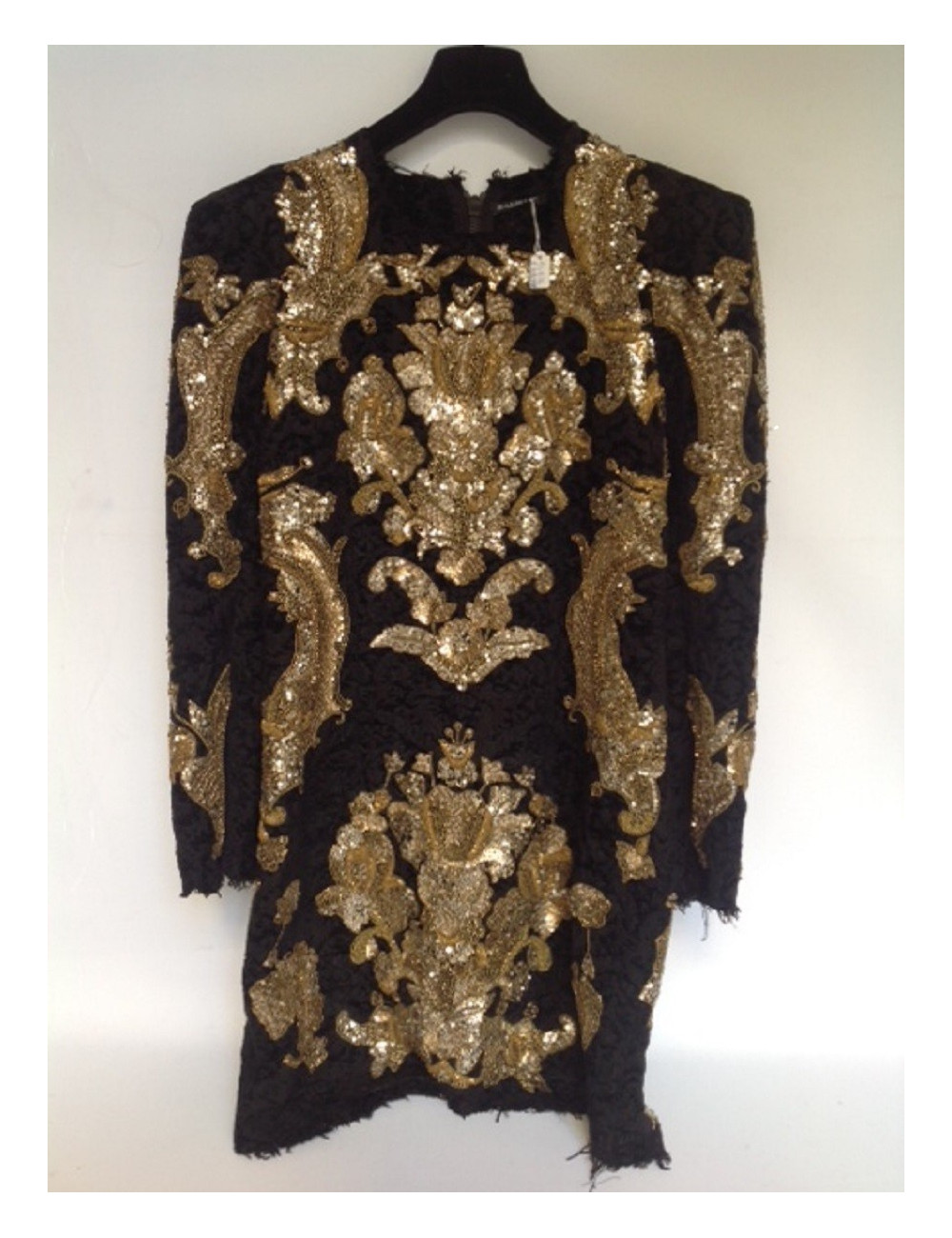 Robe BALMAIN en velours damassé noir brodé or