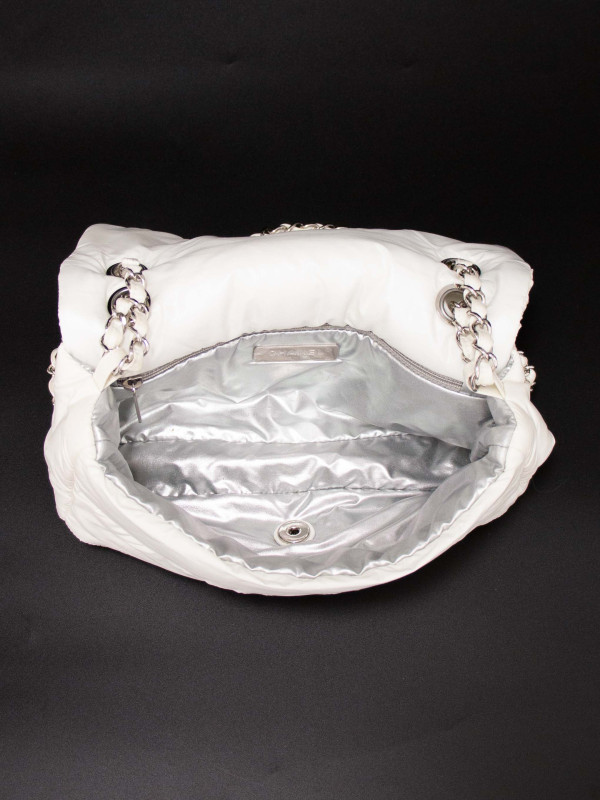 Sac Chanel Rabat Blanc en Toile Parachute Froncée avec Bandoulière Chaîne