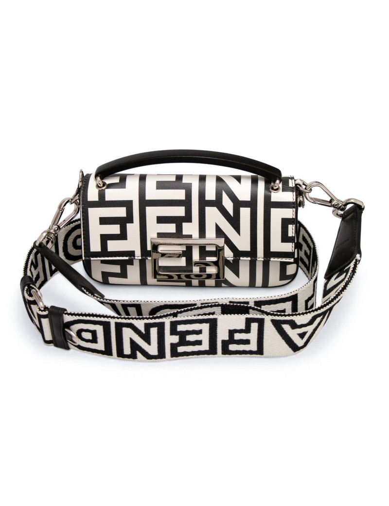 Sac Fendi Baguette Vintage "Époque Marc Jacobs" | Bandoulière Large Logo FF Noir & Blanc