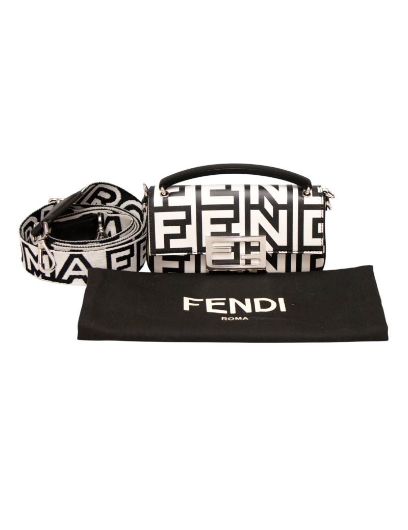 Sac Fendi Baguette Vintage "Époque Marc Jacobs" | Bandoulière Large Logo FF Noir & Blanc