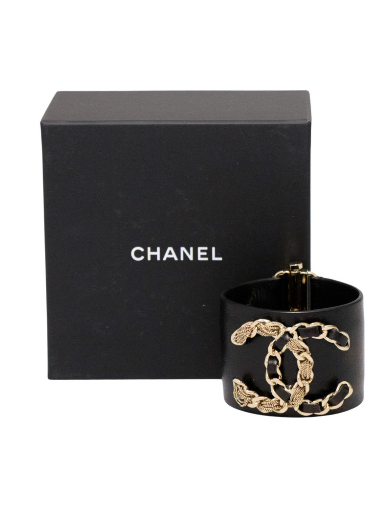 Bracelet Manchette Chanel CC Or et Cuir Noir Entrelacé