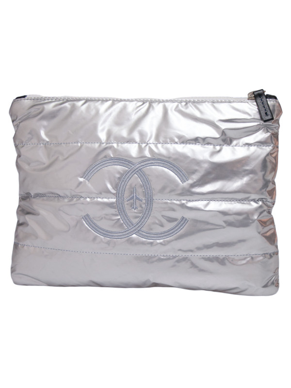 Sac de voyage Chanel Airlines éponge avec ses accessoires