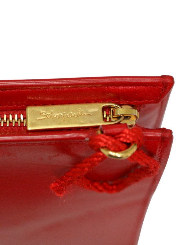 Pochette Schiaparelli bouche Dali rouge 2025