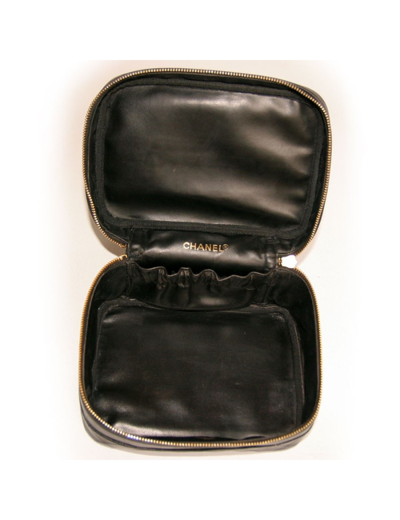 Vanity case CHANEL en cuir noir