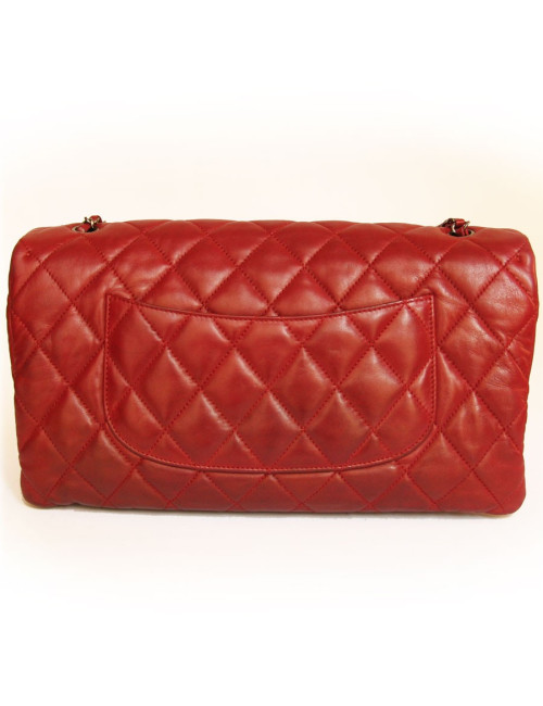 Sac en cuir matelassé rouge CHANEL