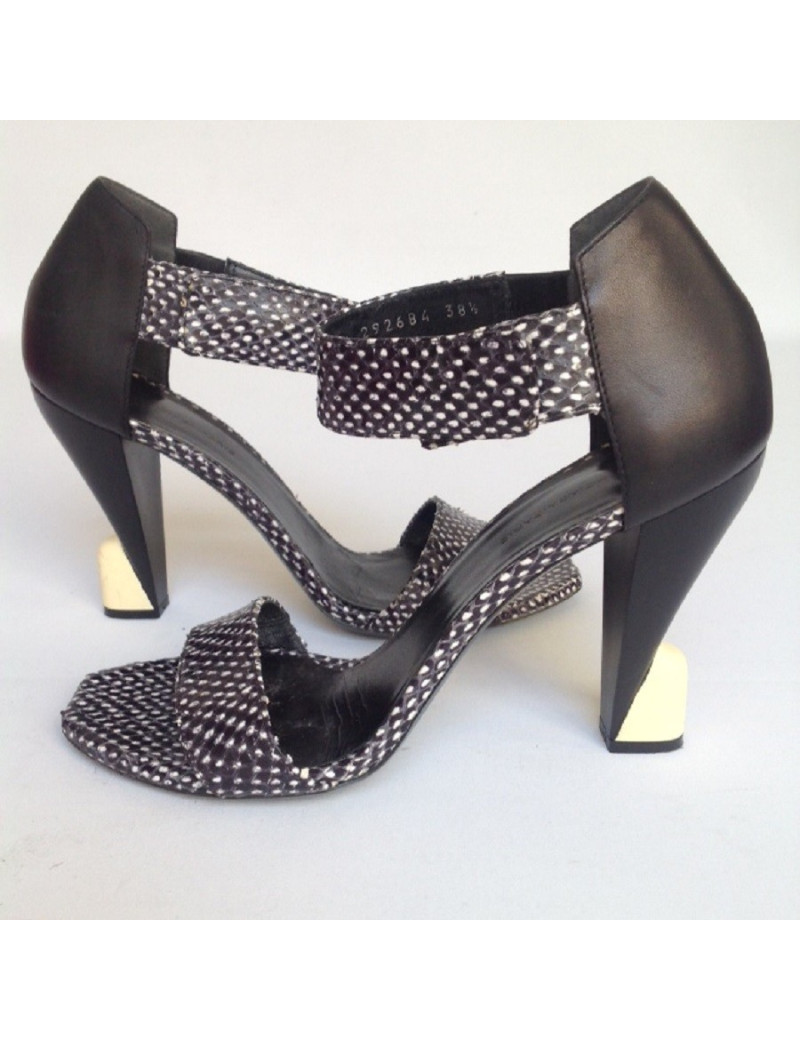 Sandales hautes python noir et blanche BALENCIAGA T38,5