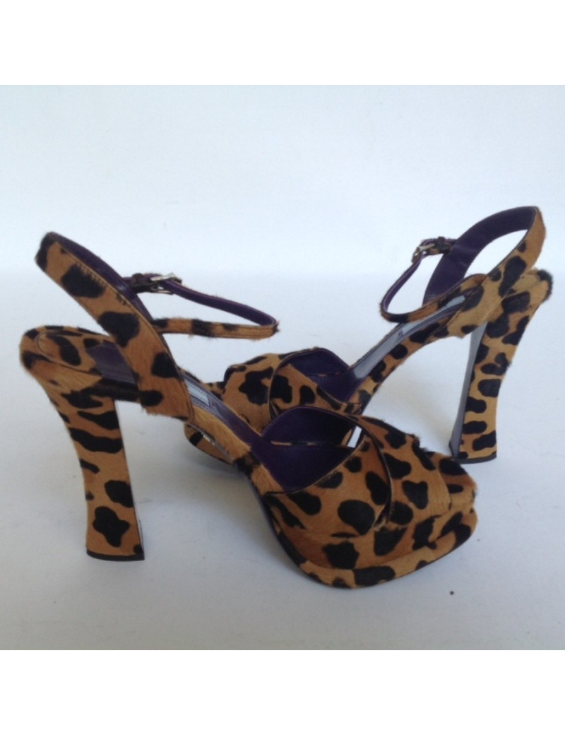 Escarpins PRADA T39.5 motifs leopard