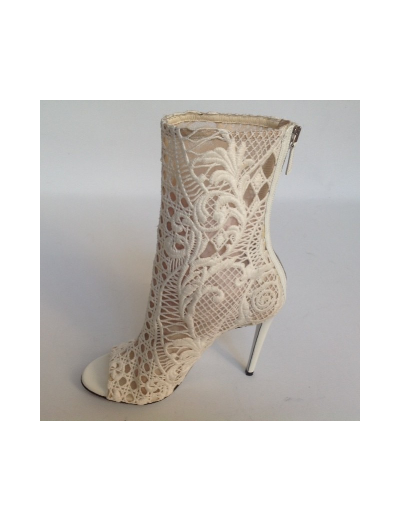 Bottines à talons ouverte BALMAIN T39  blanches