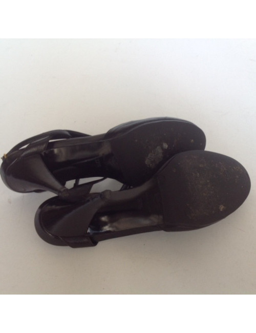 Escarpins CHANEL  T37.5 cuir verni