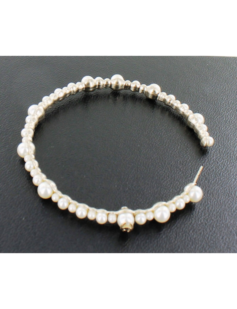  clous d'oreille créoles CHANEL en perles nacrées