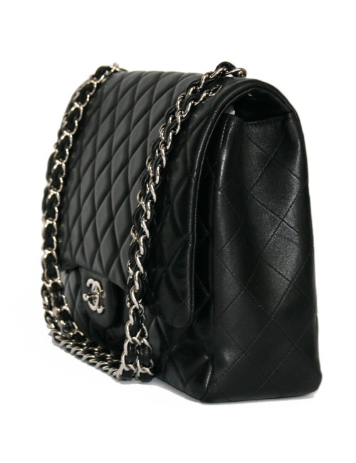 Sac CHANEL Maxi Jumbo cuir d'agneau lisse noir