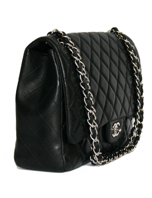 Sac CHANEL Maxi Jumbo cuir d'agneau lisse noir