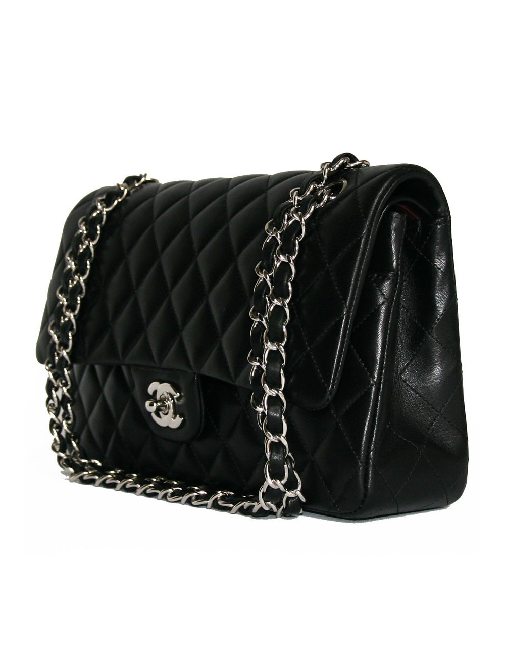 Timeless CHANEL en cuir matelassé 