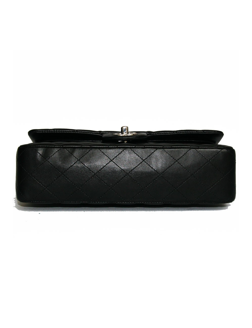 Timeless CHANEL en cuir matelassé 