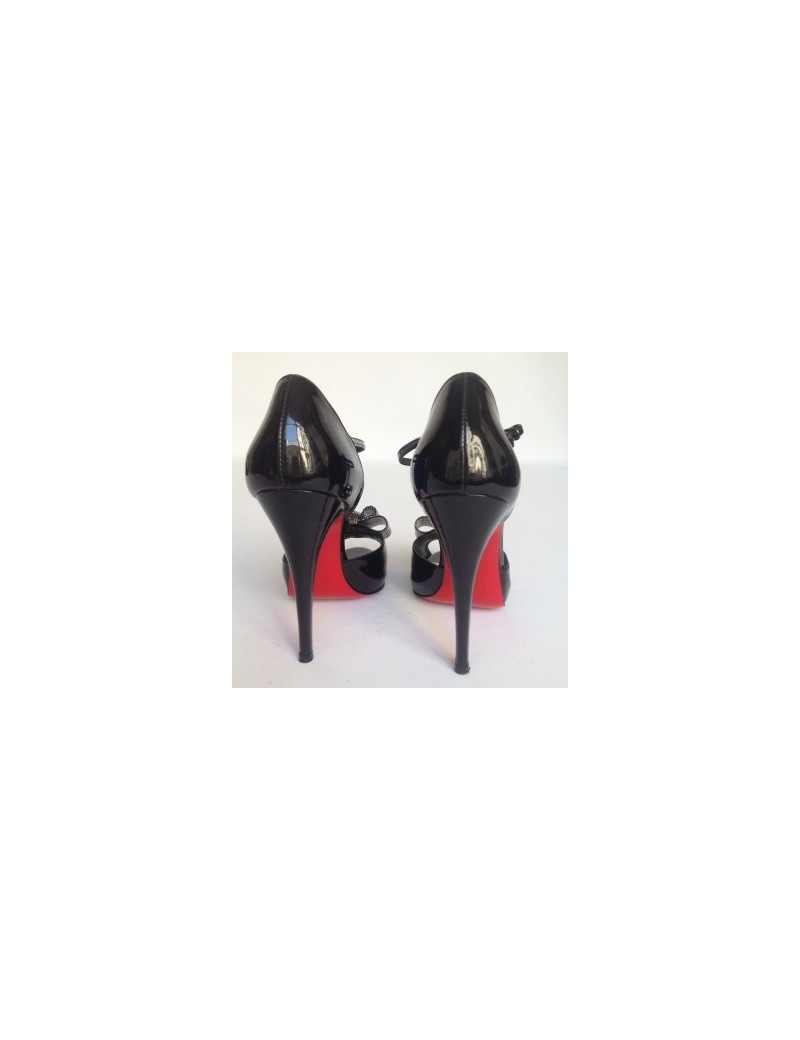Escarpins noir verni CHRISTIAN LOUBOUTIN T38