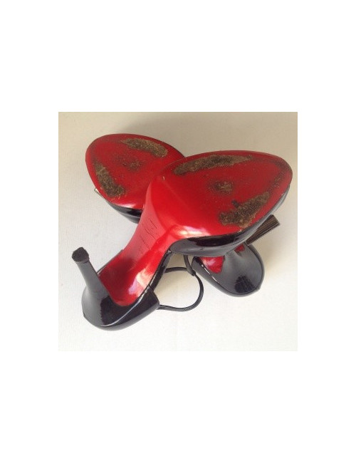 Escarpins noir verni CHRISTIAN LOUBOUTIN T38