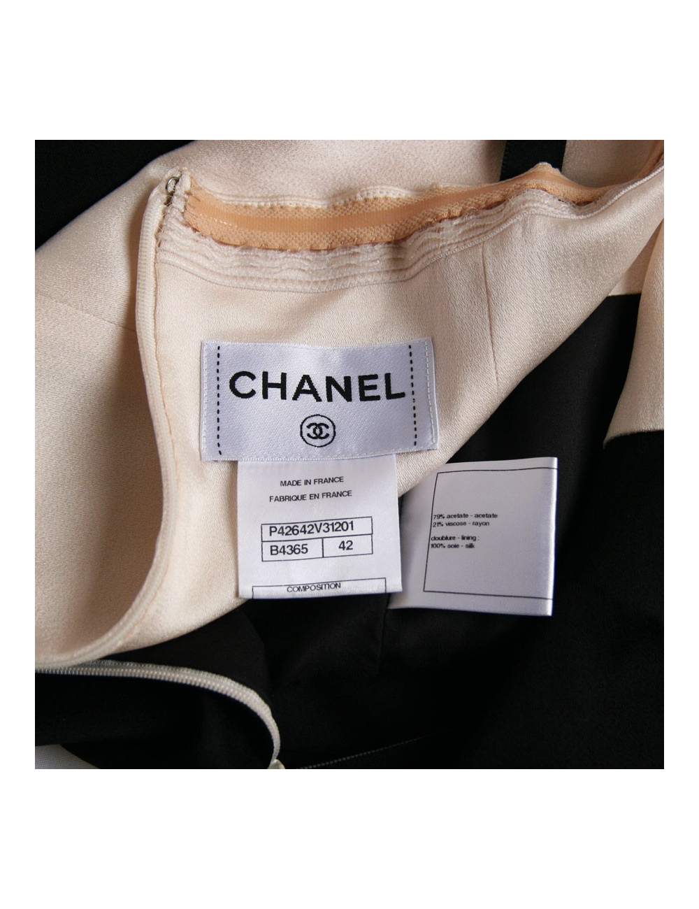 Robe CHANEL satin bicolore blanche et noire