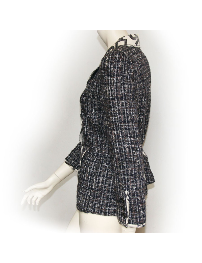 Veste Chanel col CC