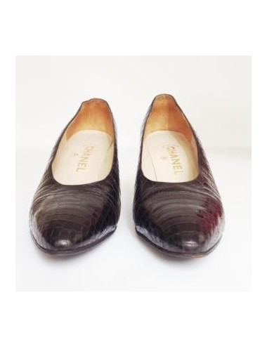 Escarpins noir CHANEL en crocodile 2