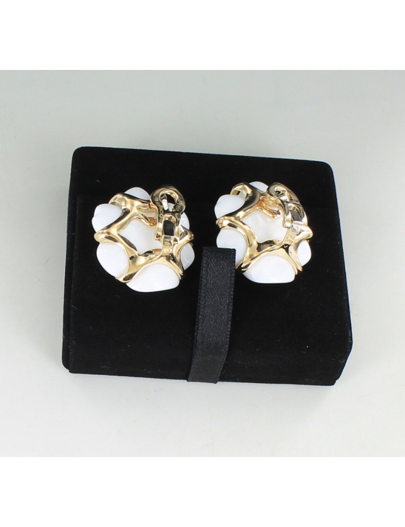 boucles d'oreille CHANEL agate blanche