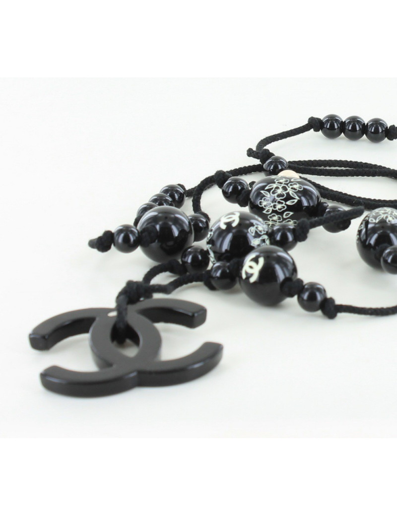 sautoir CHANEL perles noires sur cordon