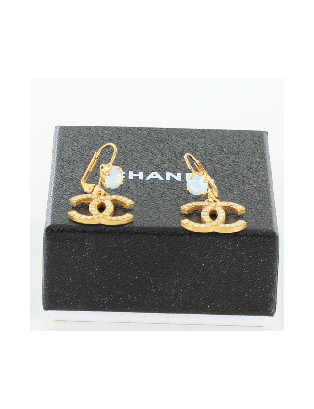 clous d'oreille CHANEL double C