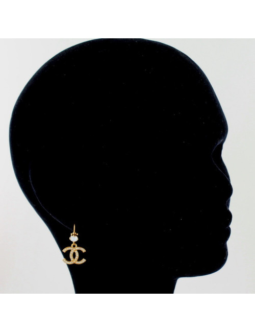 clous d'oreille CHANEL double C