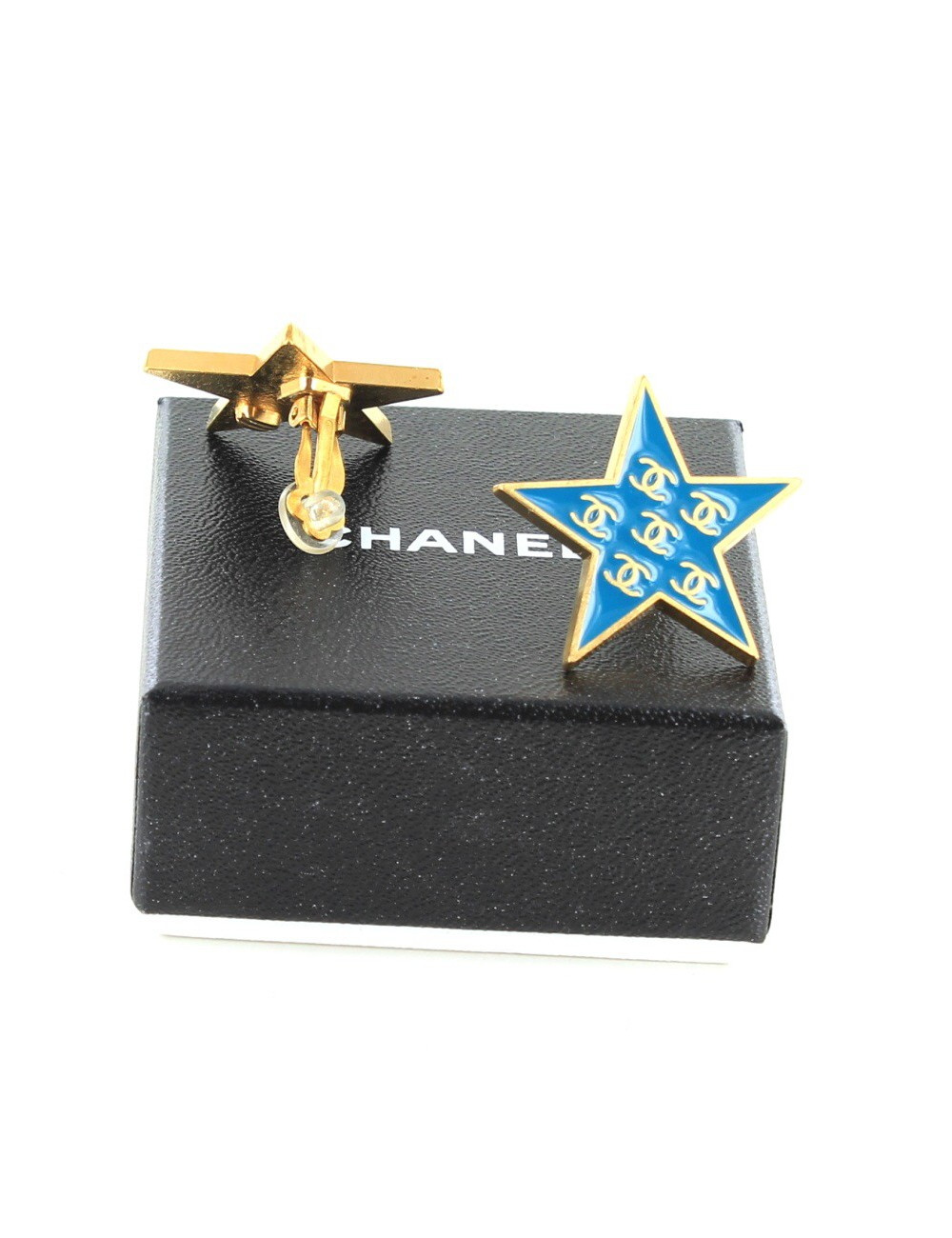 clips CHANEL , étoiles bleues
