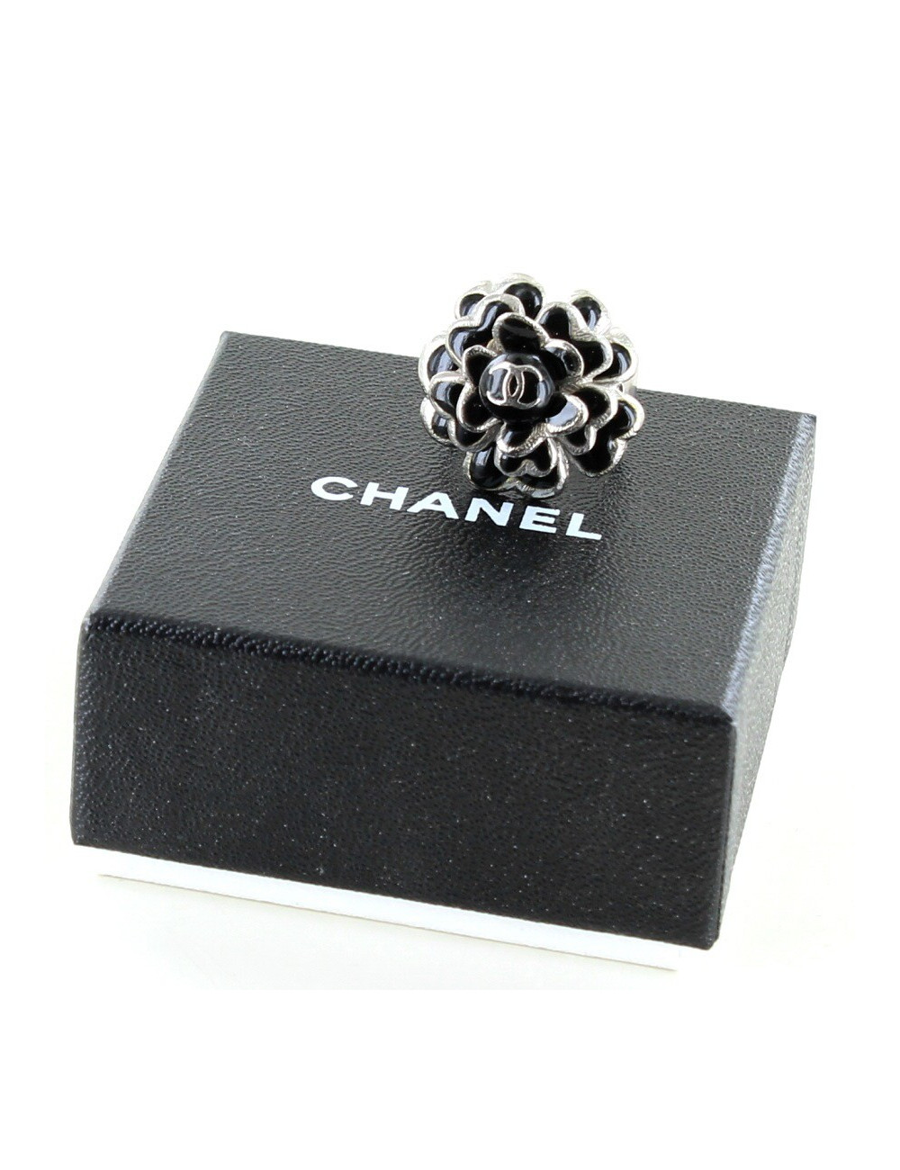 bague CHANEL  t 54 camélia noire 