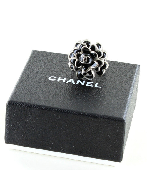 bague CHANEL  t 54 camélia noire 
