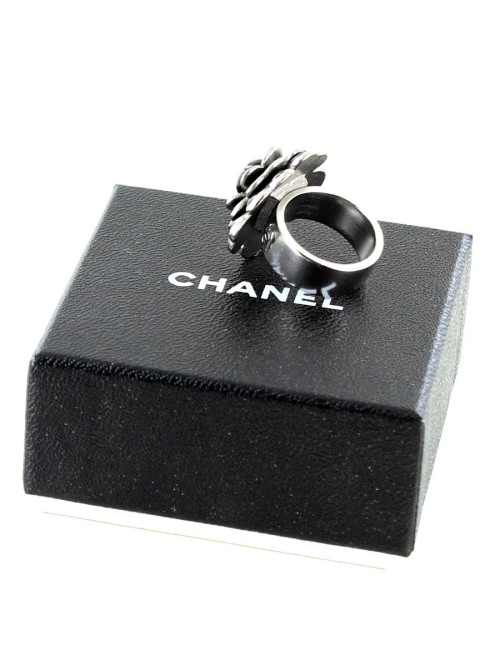 bague CHANEL  t 54 camélia noire 