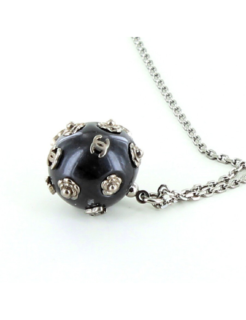 collier CHANEL noir