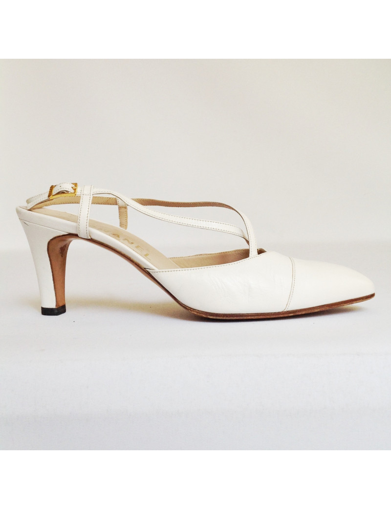 Escarpins CHANEL blanc
