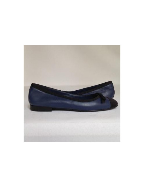 Ballerines en cuir bicolore CHANEL T37,5