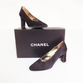 Couture CHANEL T 36 pumps in black Duchess satin