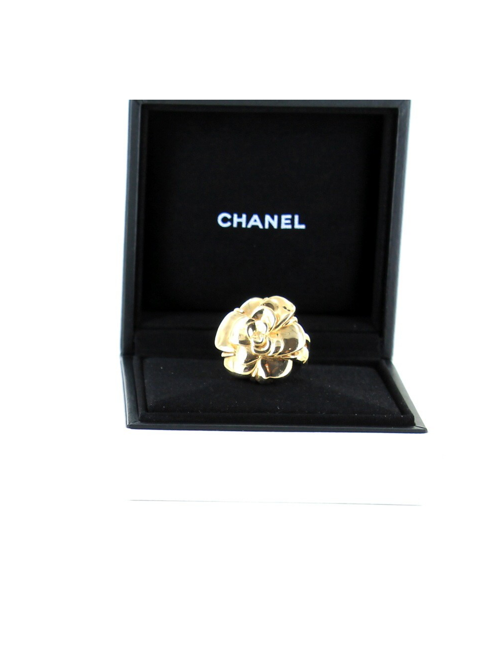 bague CHANEL camélia en or jaune