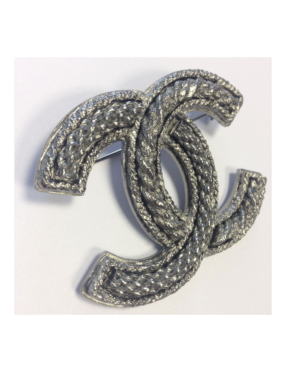 Great CC brooch Rutheniumchanel