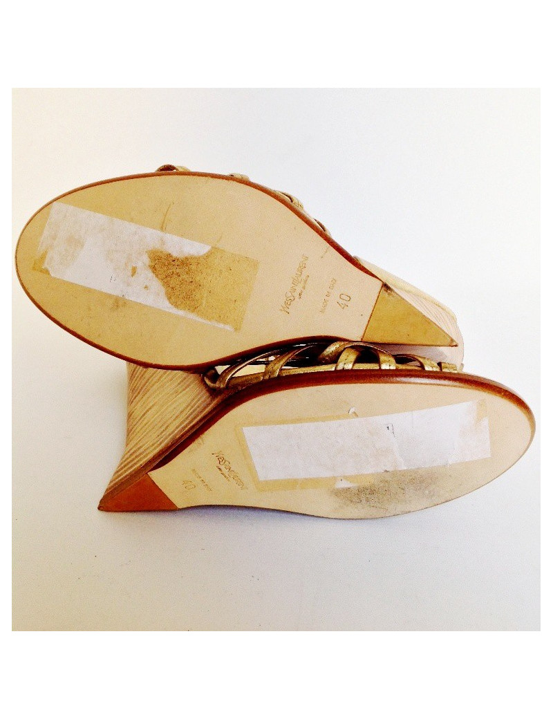 Sandales YVES SAINT LAURENT T 40 dorées