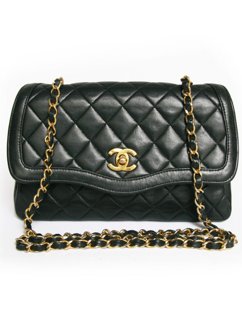 Sac CHANEL matelassé noir 