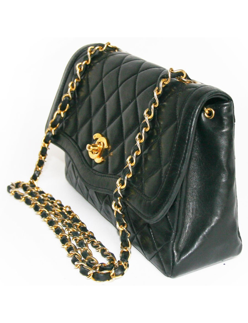 Sac CHANEL matelassé noir 
